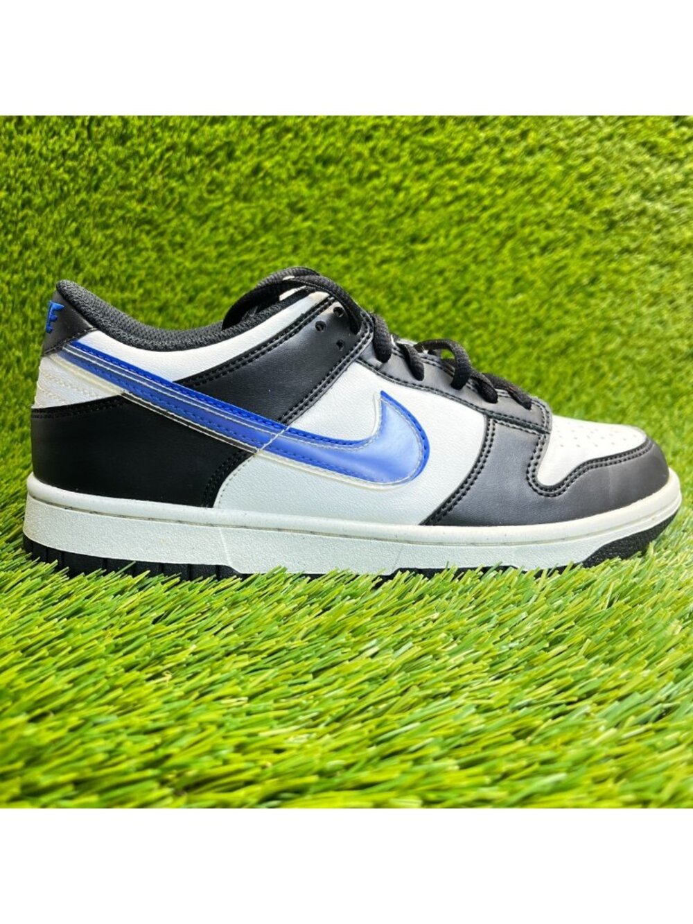 Nike Dunk Low Next Nature Boys Size 6Y White‎ Black Blue Athletic Shoes Sneakers